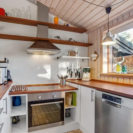 Ostmar - 1-2km From The Sea By Interhome Feriehus *