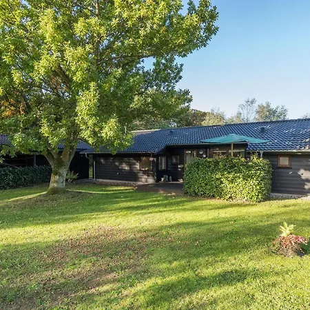 Semesterbostad Ostmar - 1-2km From The Sea By Interhome *